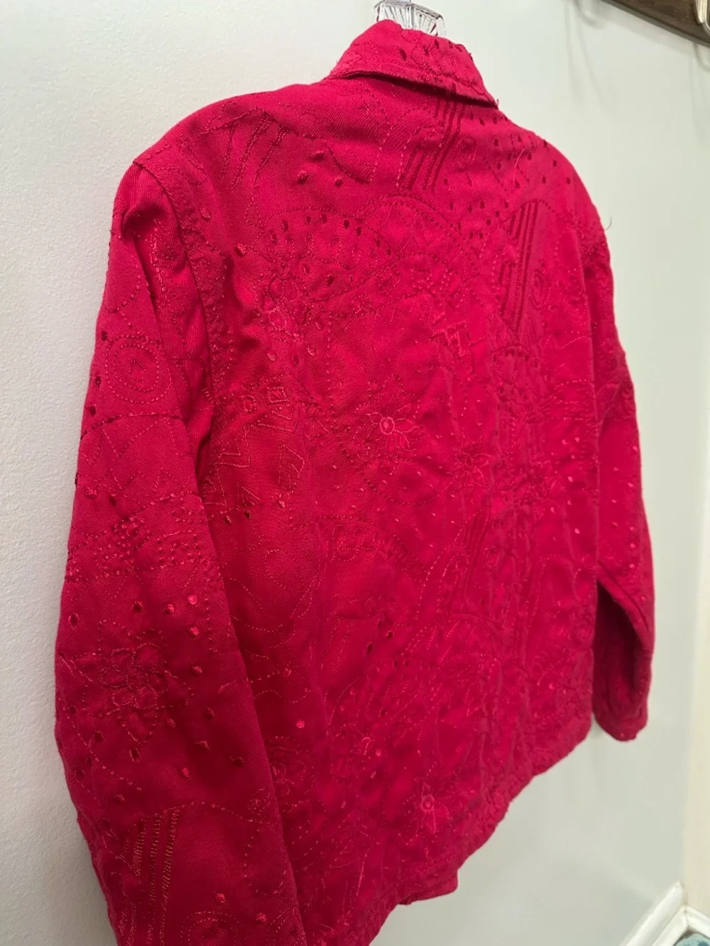 Chico's Design Pink Embroidered Jacket Cotton Floral Boho Art Jacket Sz. 0 Small